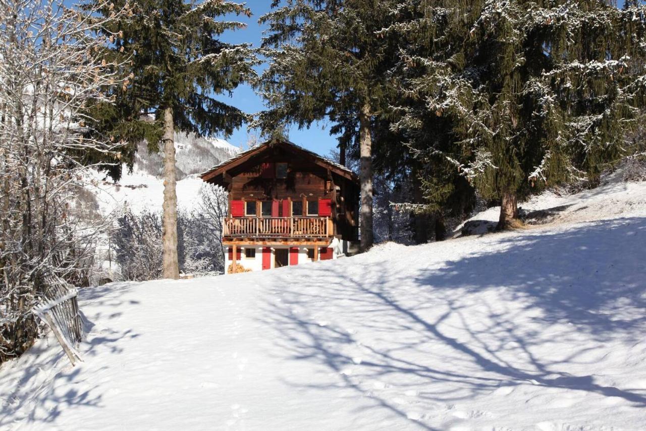 Idyllic Chalet In Evolene, With View On The Dent Blanche And The Mountainsアパートメント エクステリア 写真