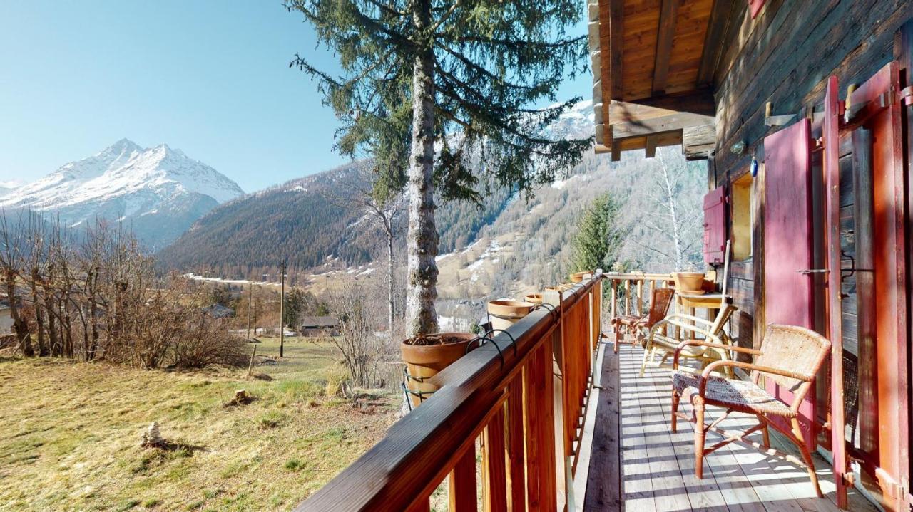 Idyllic Chalet In Evolene, With View On The Dent Blanche And The Mountainsアパートメント エクステリア 写真