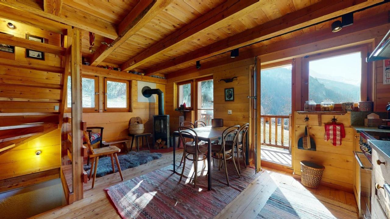 Idyllic Chalet In Evolene, With View On The Dent Blanche And The Mountainsアパートメント エクステリア 写真